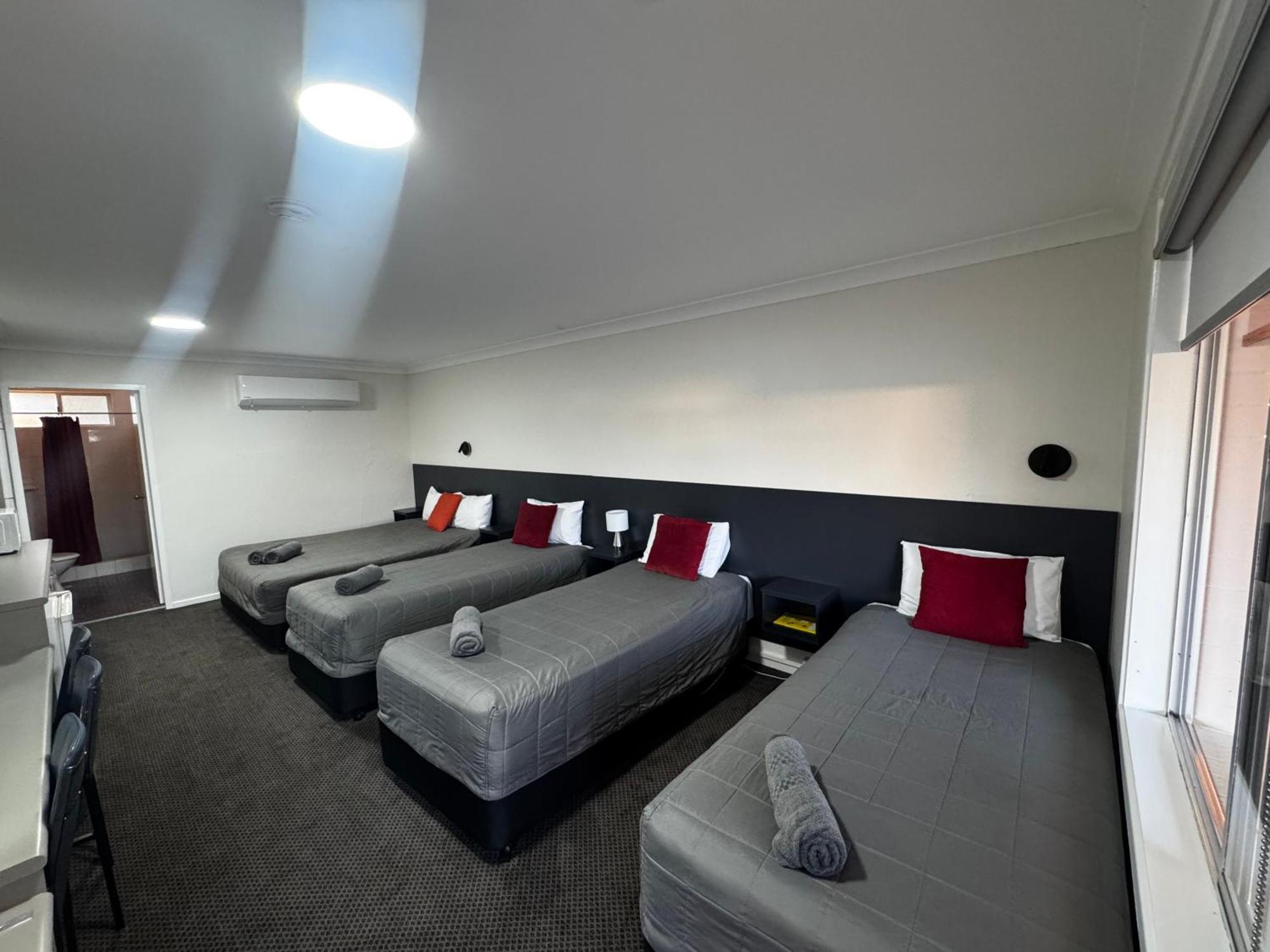 Altona Motel Uralla Exterior foto